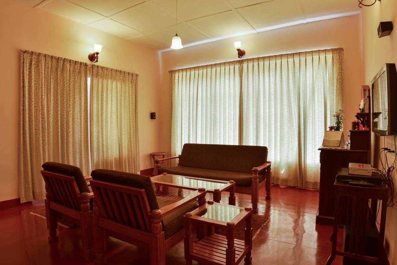 Hotel Manalar Gudalur  Zewnętrze zdjęcie